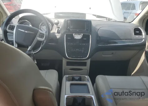 2013 Chrysler Town & Country Touring from USA, damaged, VIN 2C4RC1BGXDR711943